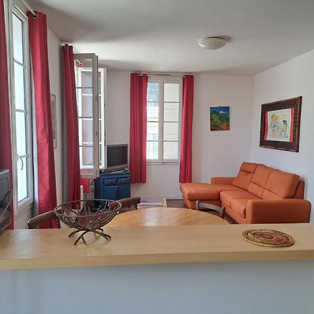 Appartement Vue Panoramique Sur Le Vieux 생트 외부 사진